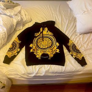 Versace men’s hoodie size medium